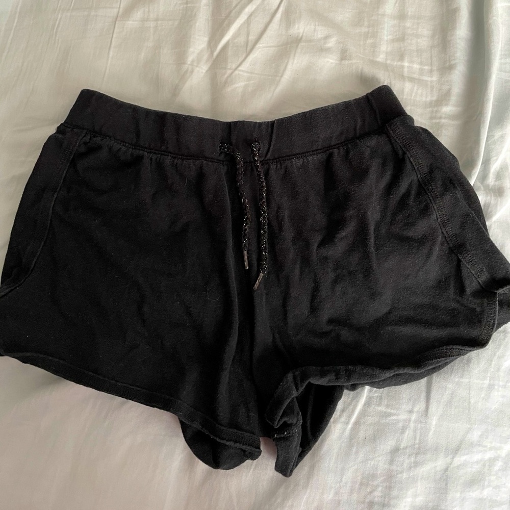 Authentic Herritage: black shorts